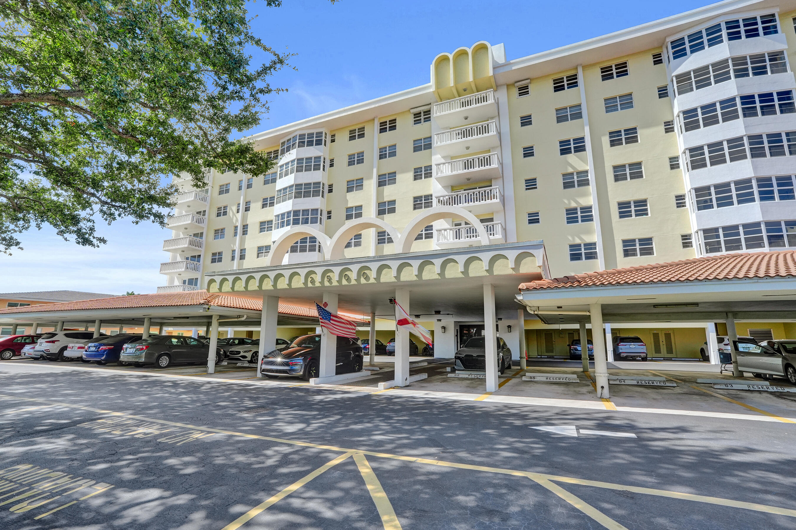 2500 NE 48TH Lane # 606, Fort Lauderdale FL 33308
