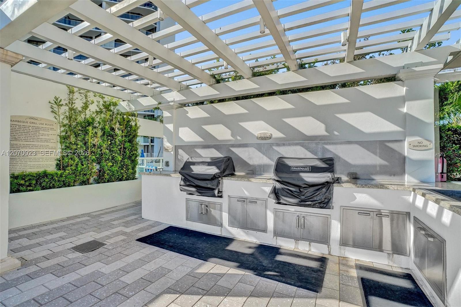 3000 Island Blvd # 1106 View 13