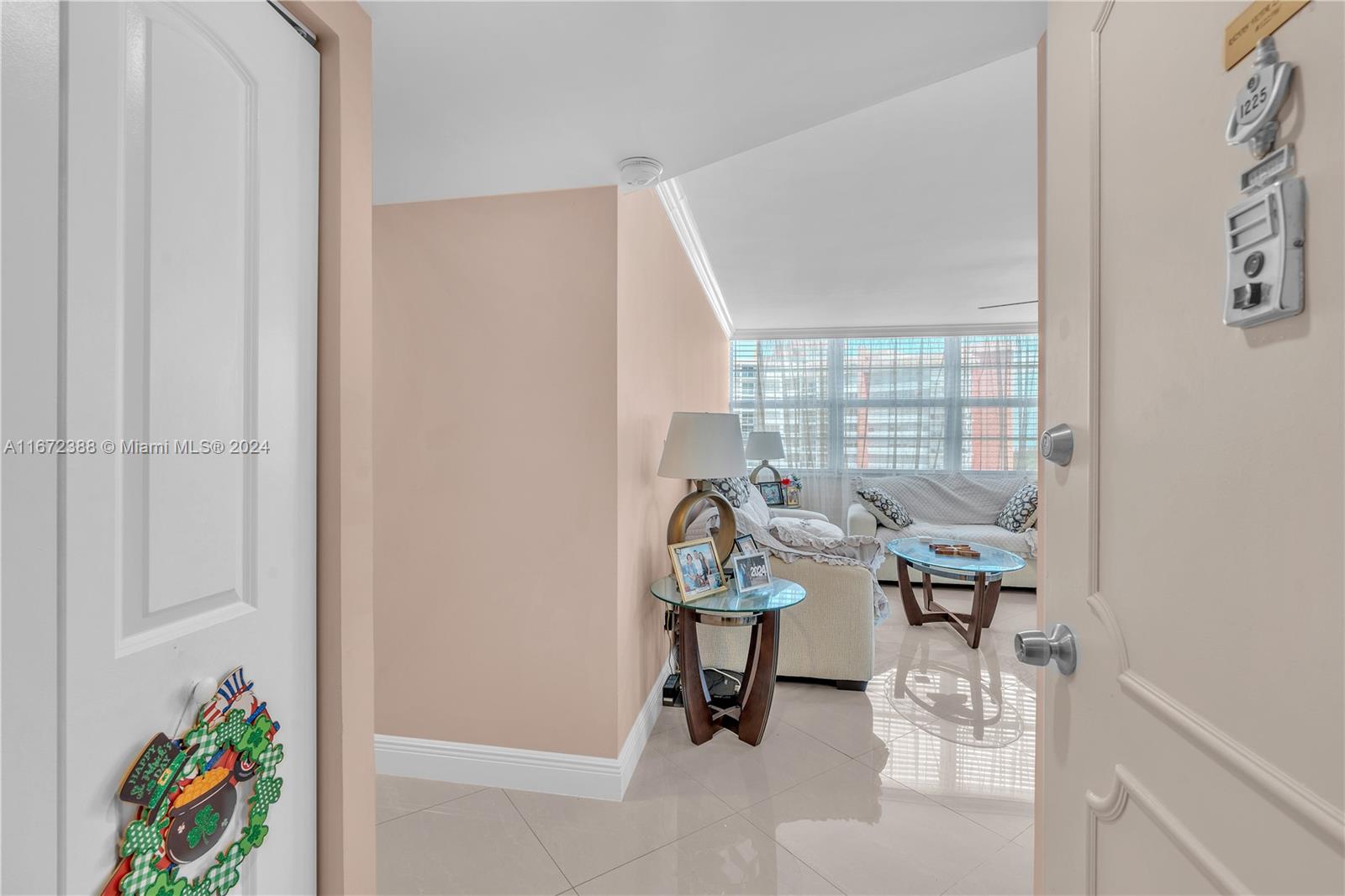 1301 NE Miami Gardens Dr # 1225W — Photo 3