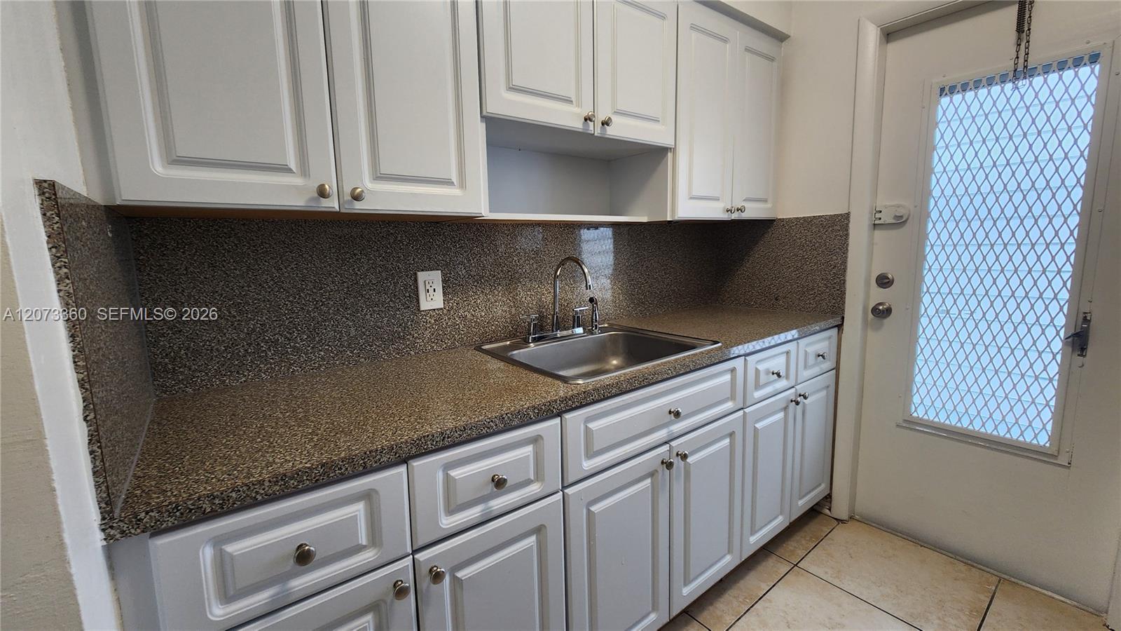 1231 Pennsylvania Ave # 10 — Photo 4