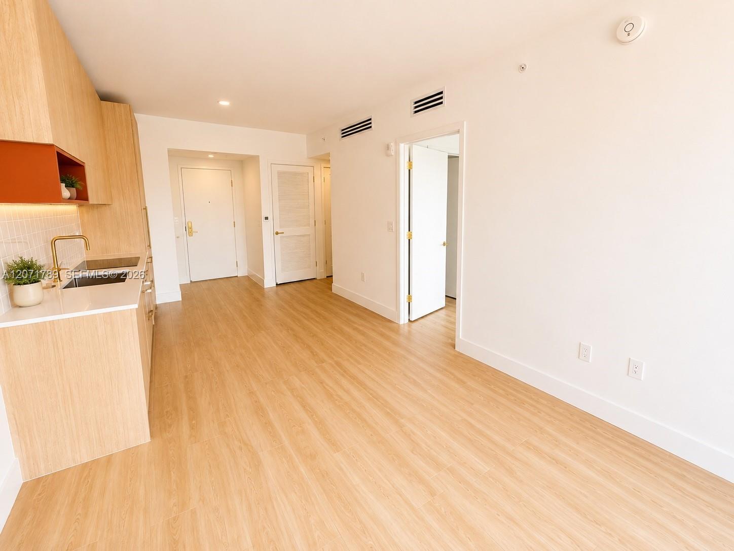 90 NE 32nd St # 709 View 6
