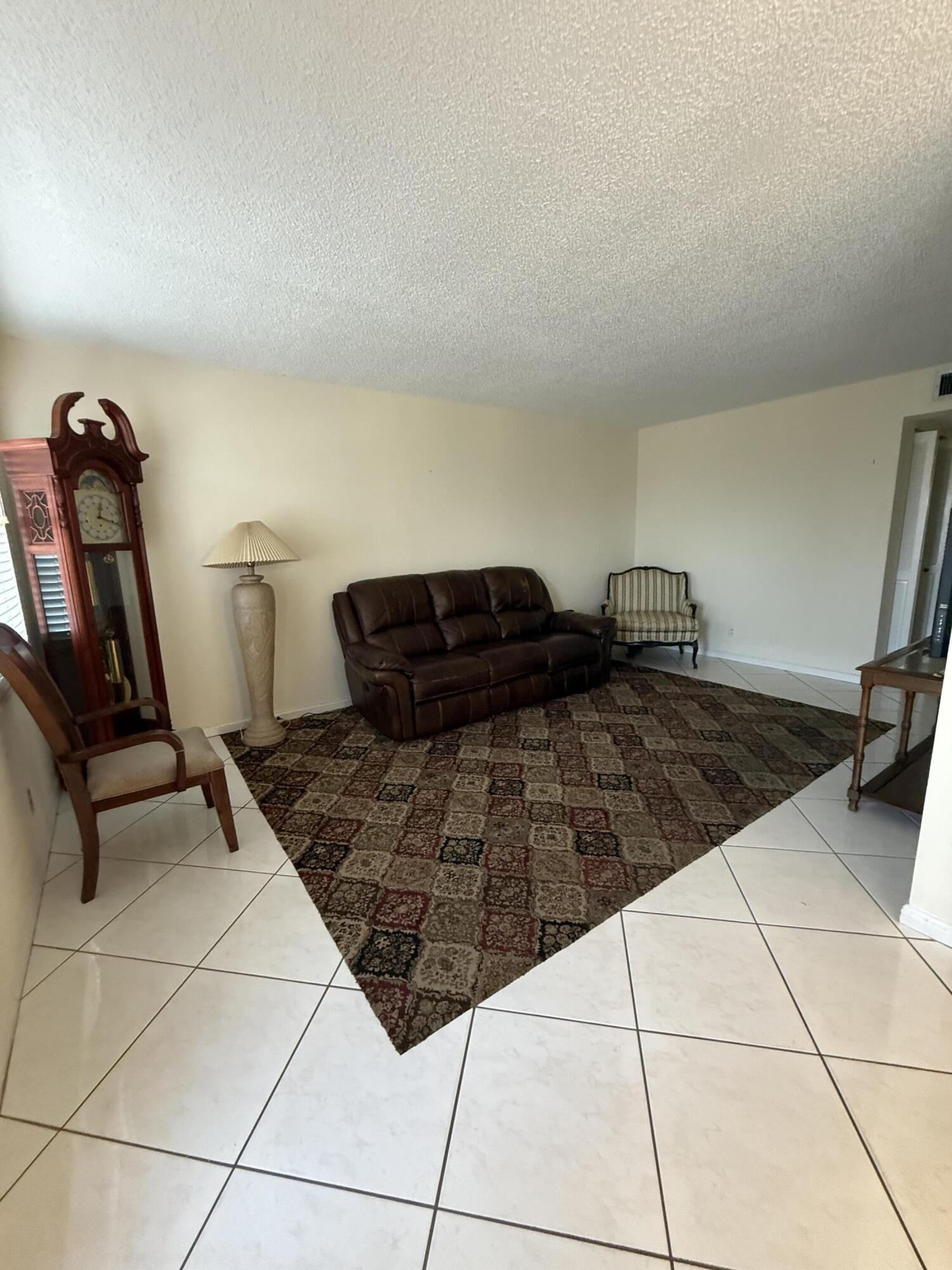 3018 WOLVERTON A E # 3018 — Photo 2
