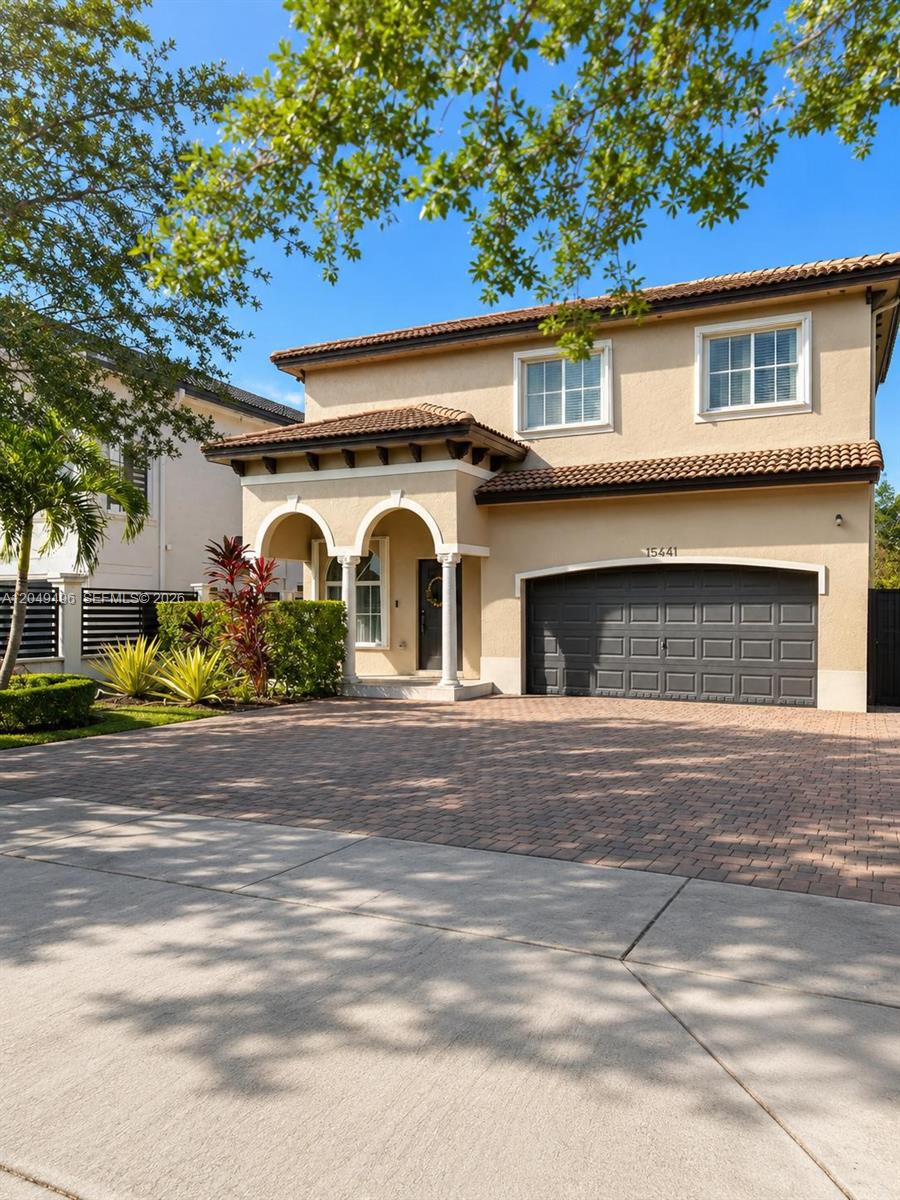 15441 SW 11th Ter, Miami FL 33194