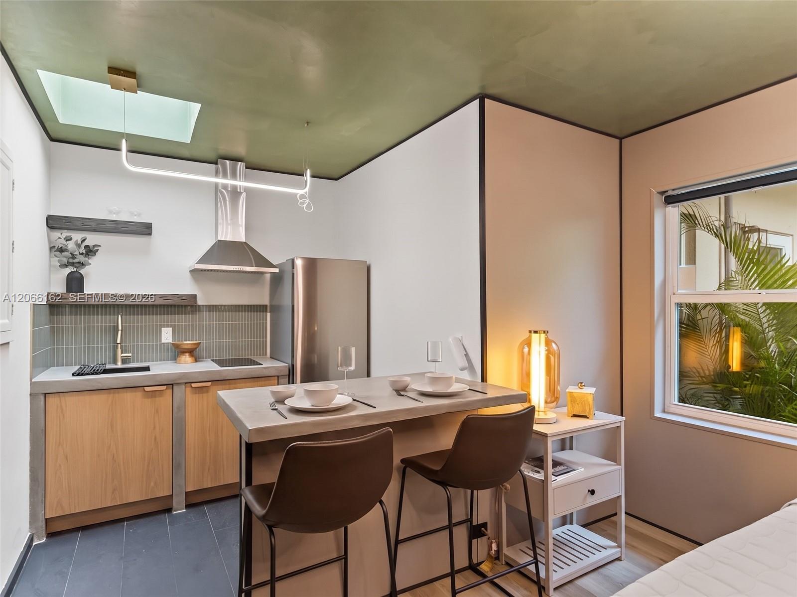499 NE 112th St # Olivo — Photo 3
