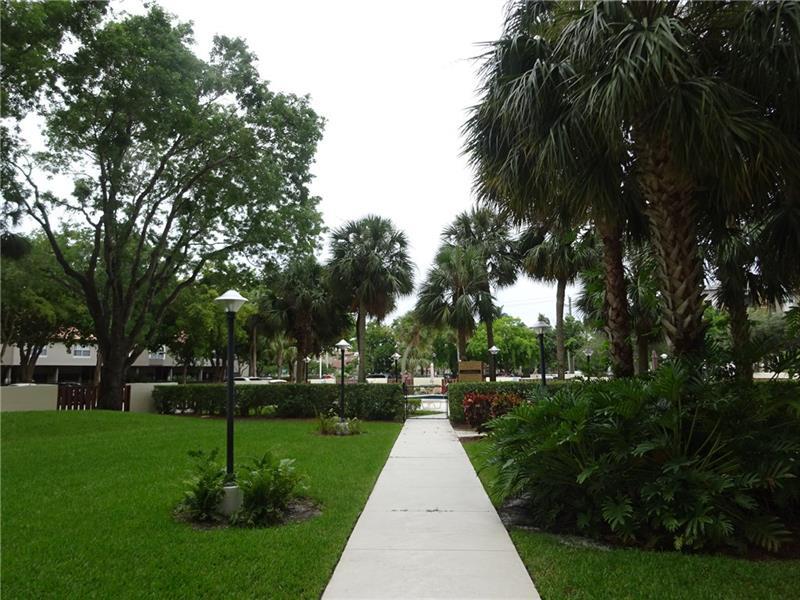 10777 W SAMPLE Road # 619 — Photo 4