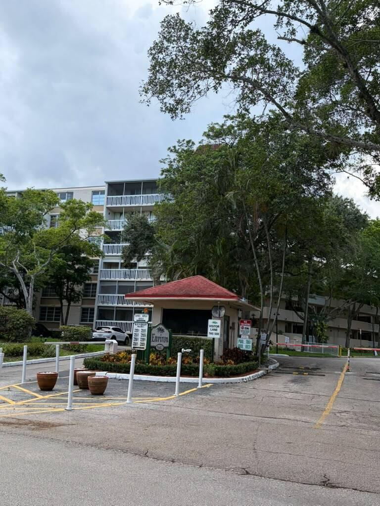 7011 Environ Boulevard # 210, Lauderhill FL 33319