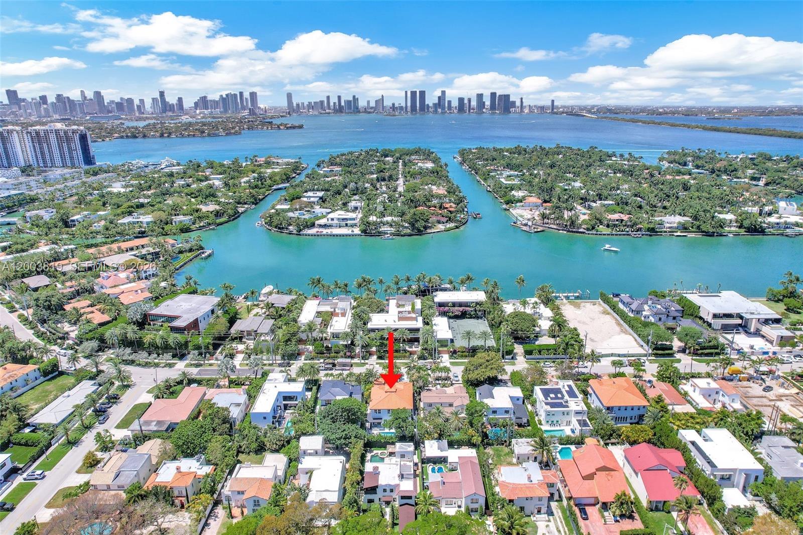 2143 N Bay Rd, Miami Beach FL 33140