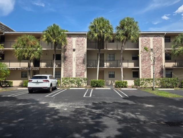3361 NW 85th Ave # 305 — Photo 2