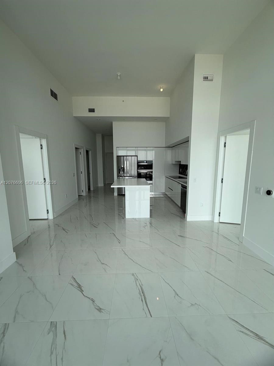 1170 E HALLANDALE BEACH BLVD # 607 — Photo 4