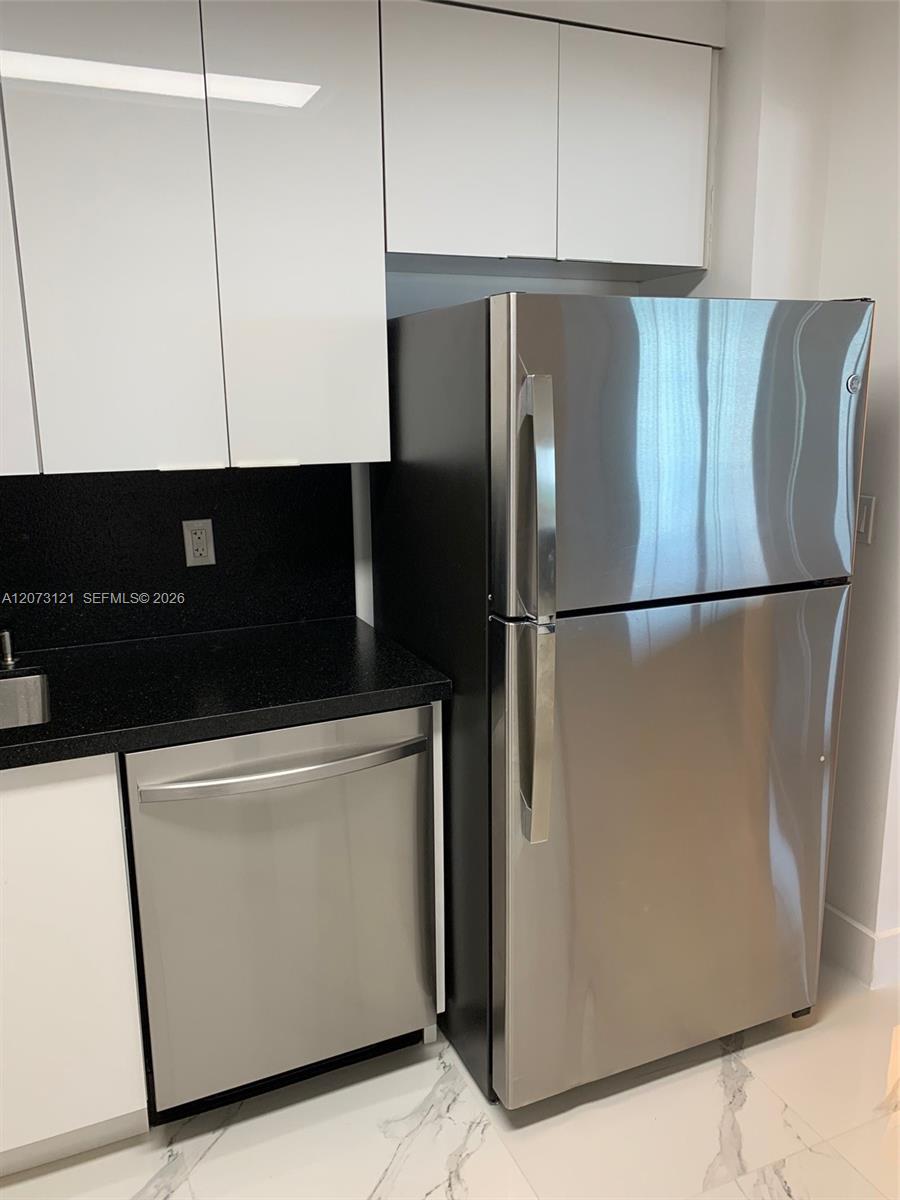9273 Collins Ave # 606 — Photo 3