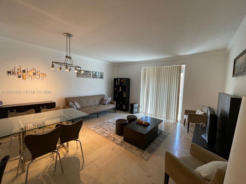 7275 SW 89th St # B522, Miami FL 33156