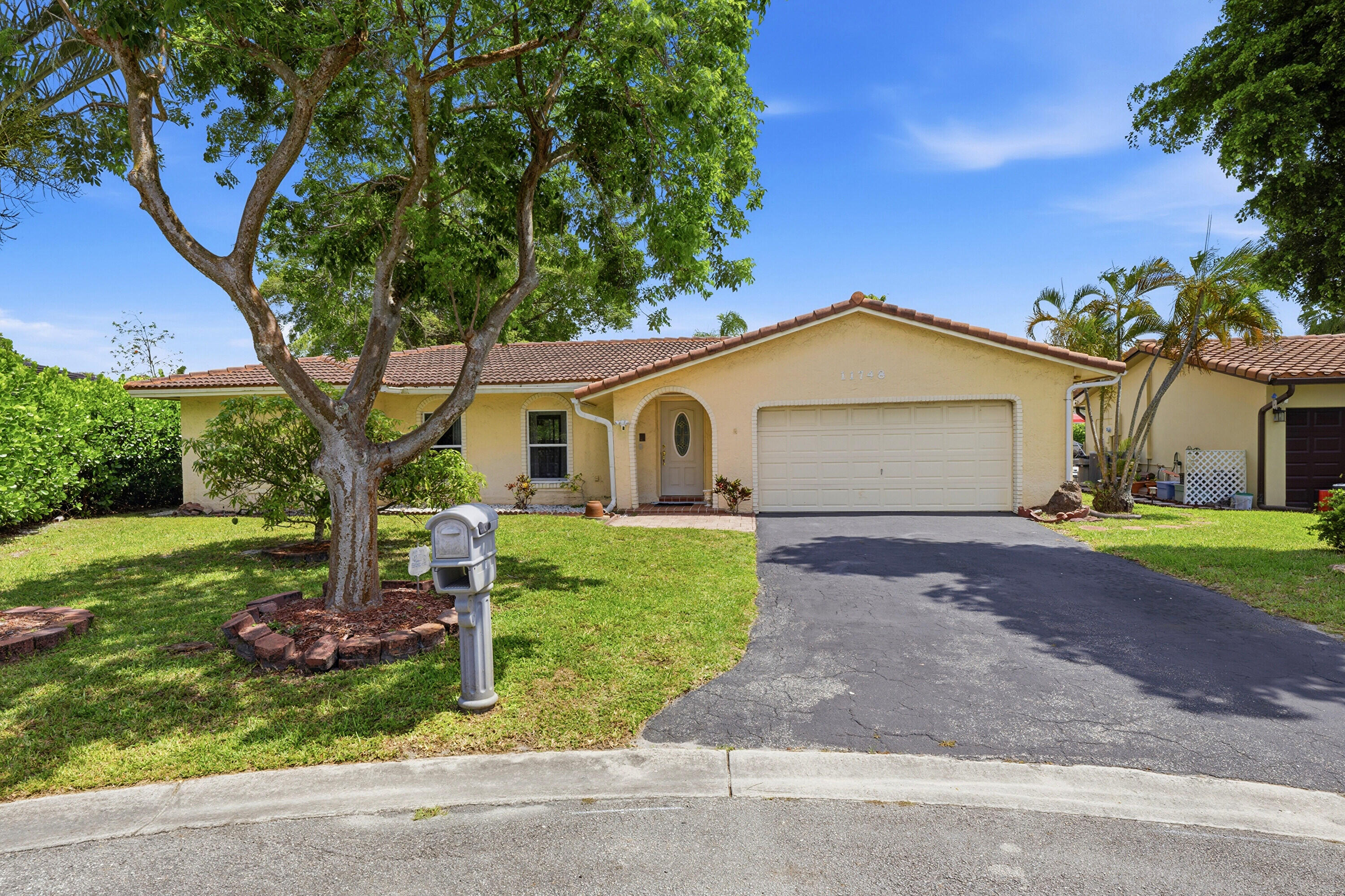 11748 NW 28th Street, Coral Springs FL 33065
