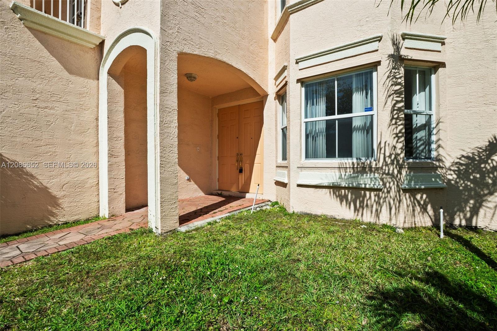 16301 SW 49th Ct — Photo 3