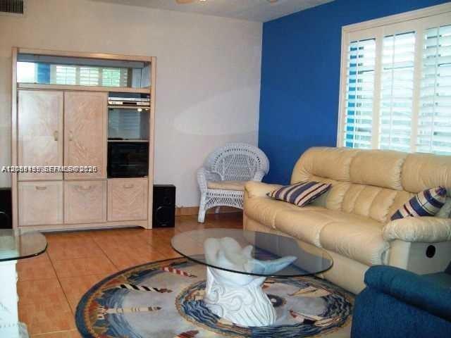 1007 N 19th Ave # 19 — Photo 4