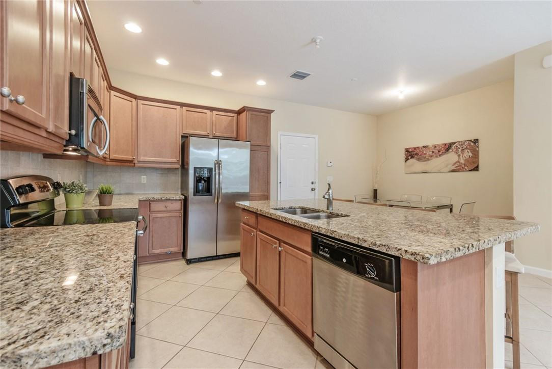 8289 Cascada Isles Drive — Photo 5