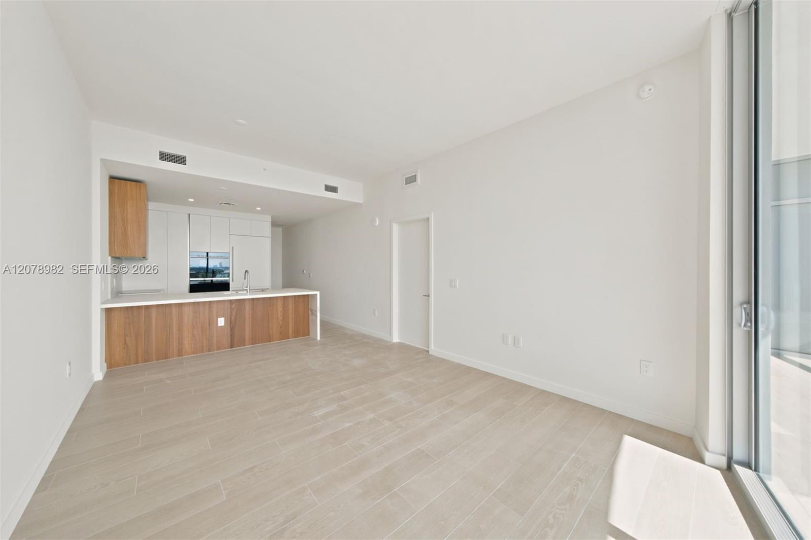 1400 Biscayne Blvd # 505 — Photo 4