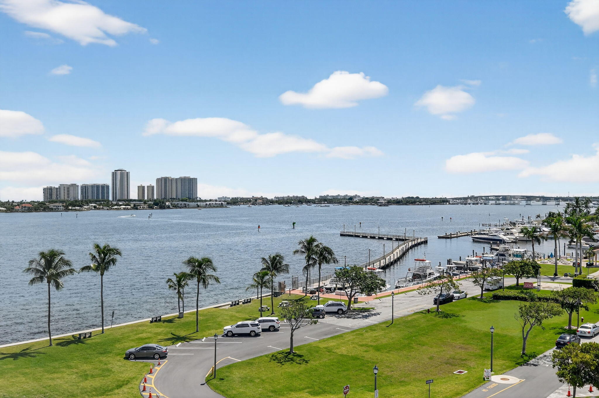 301 Lake Shore Drive # 711, Lake Park FL 33403