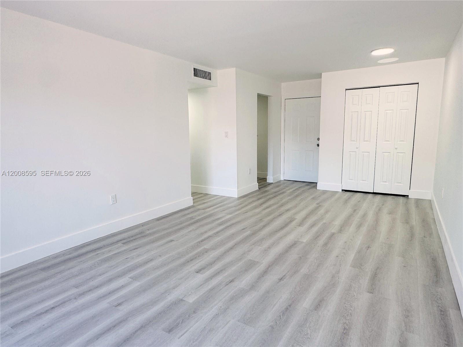 6095 W 18th Ave # S219, Hialeah FL 33012