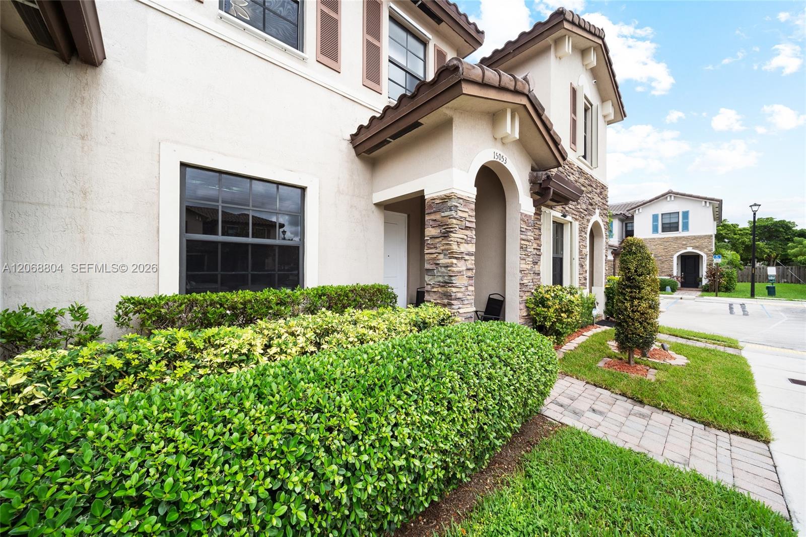 15053 SW 115th Ter — Photo 3