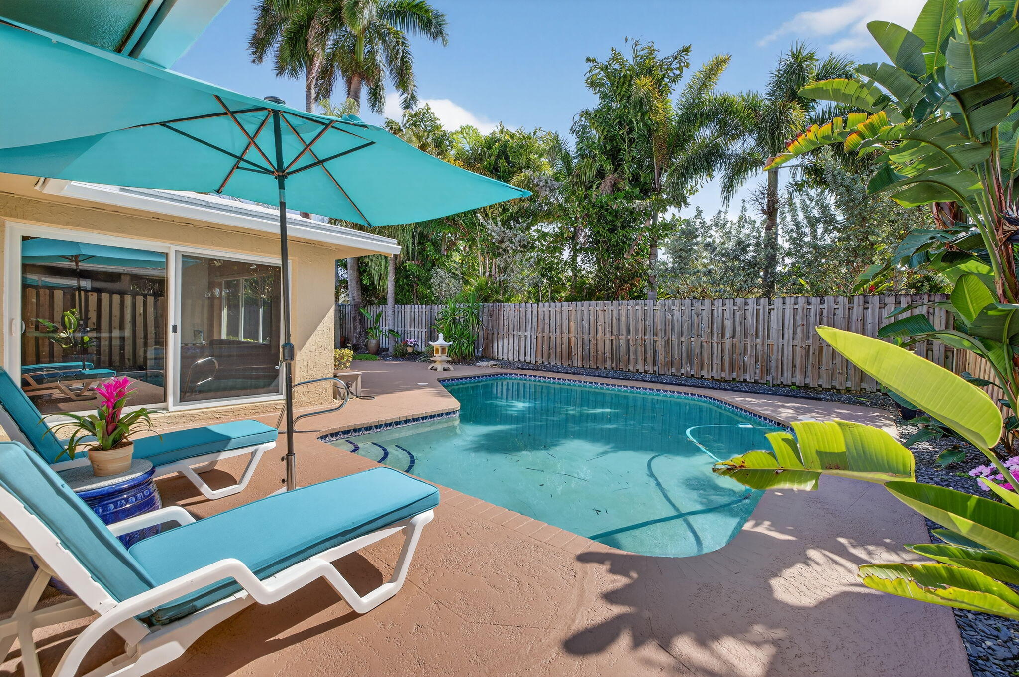2300 NE 16th Avenue, Wilton Manors FL 33305