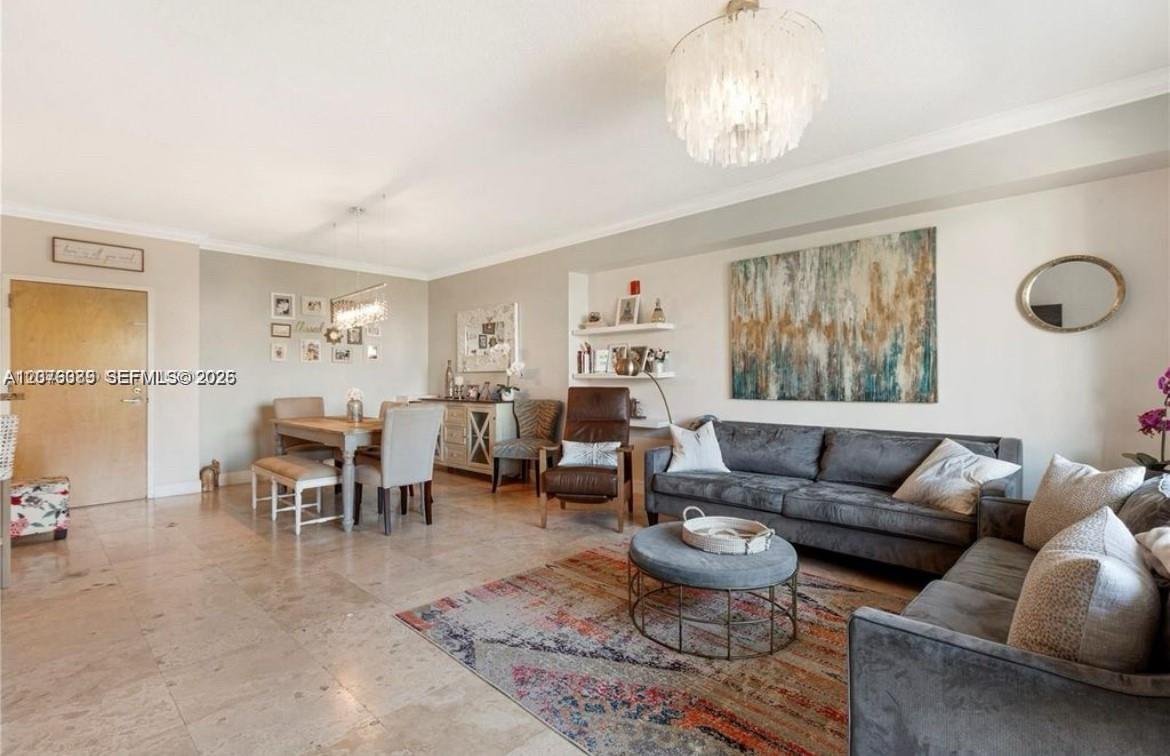 118 Zamora Ave # 307 — Photo 3
