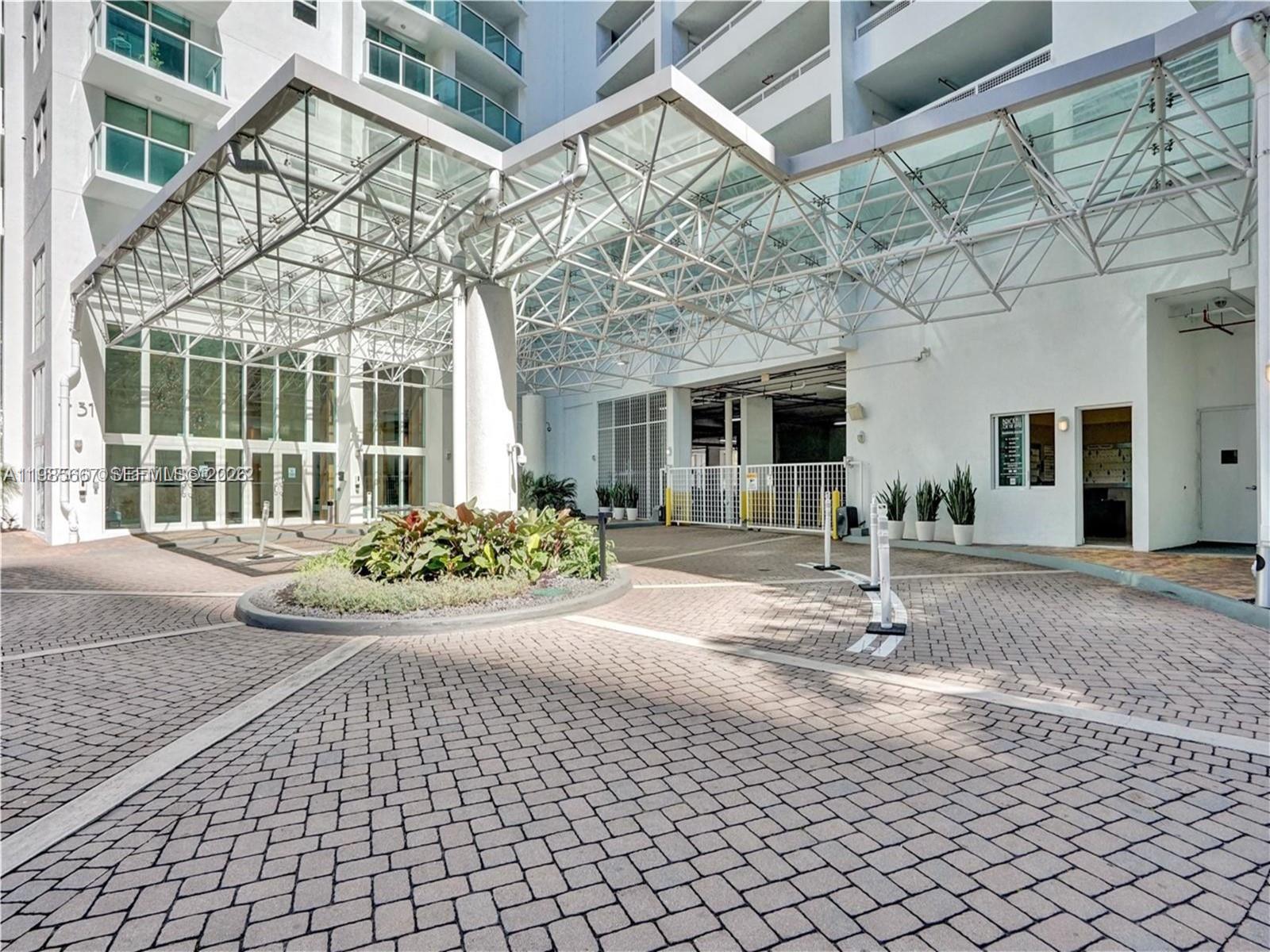 31 SE 5th St # 1110, Miami FL 33131