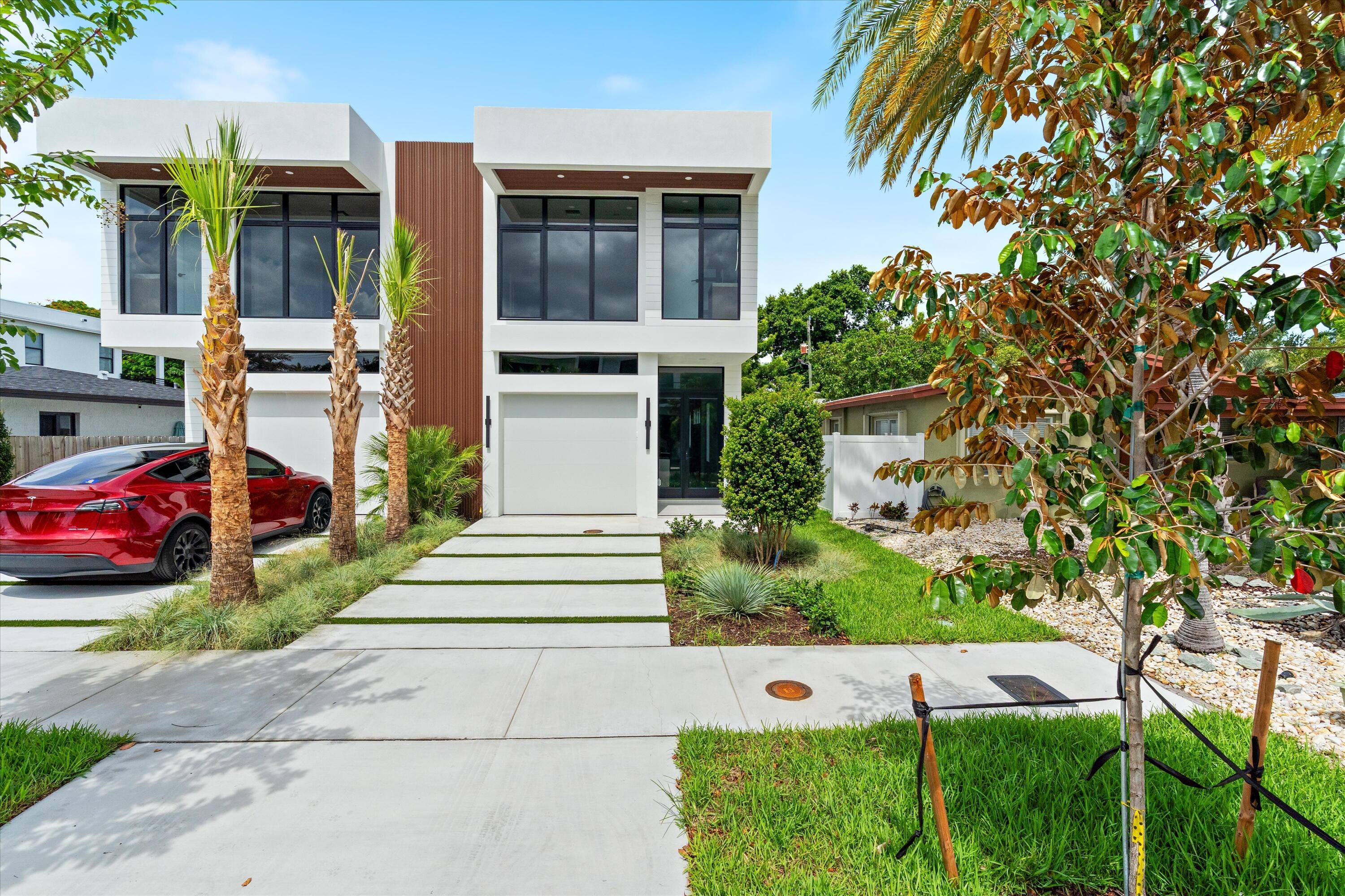 1131 NE 12th Avenue, Fort Lauderdale FL 33304