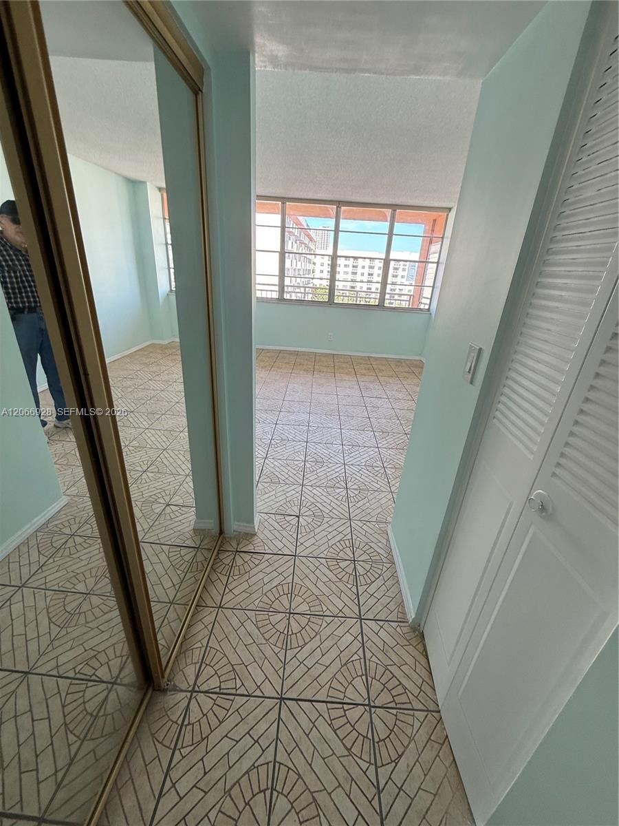 2025 NE 164th St # 707 View 8