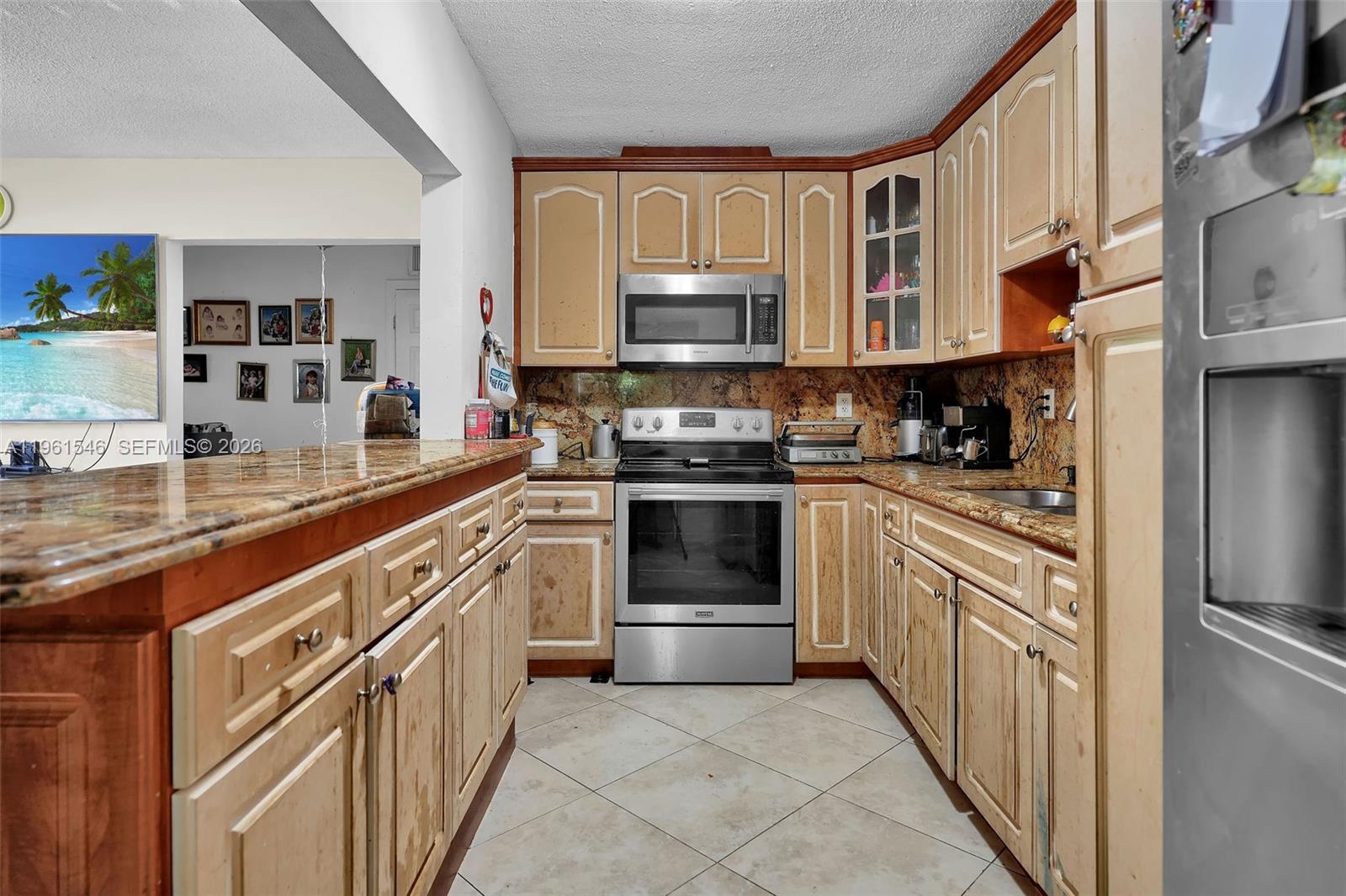 2821 SW 65th Ave — Photo 5