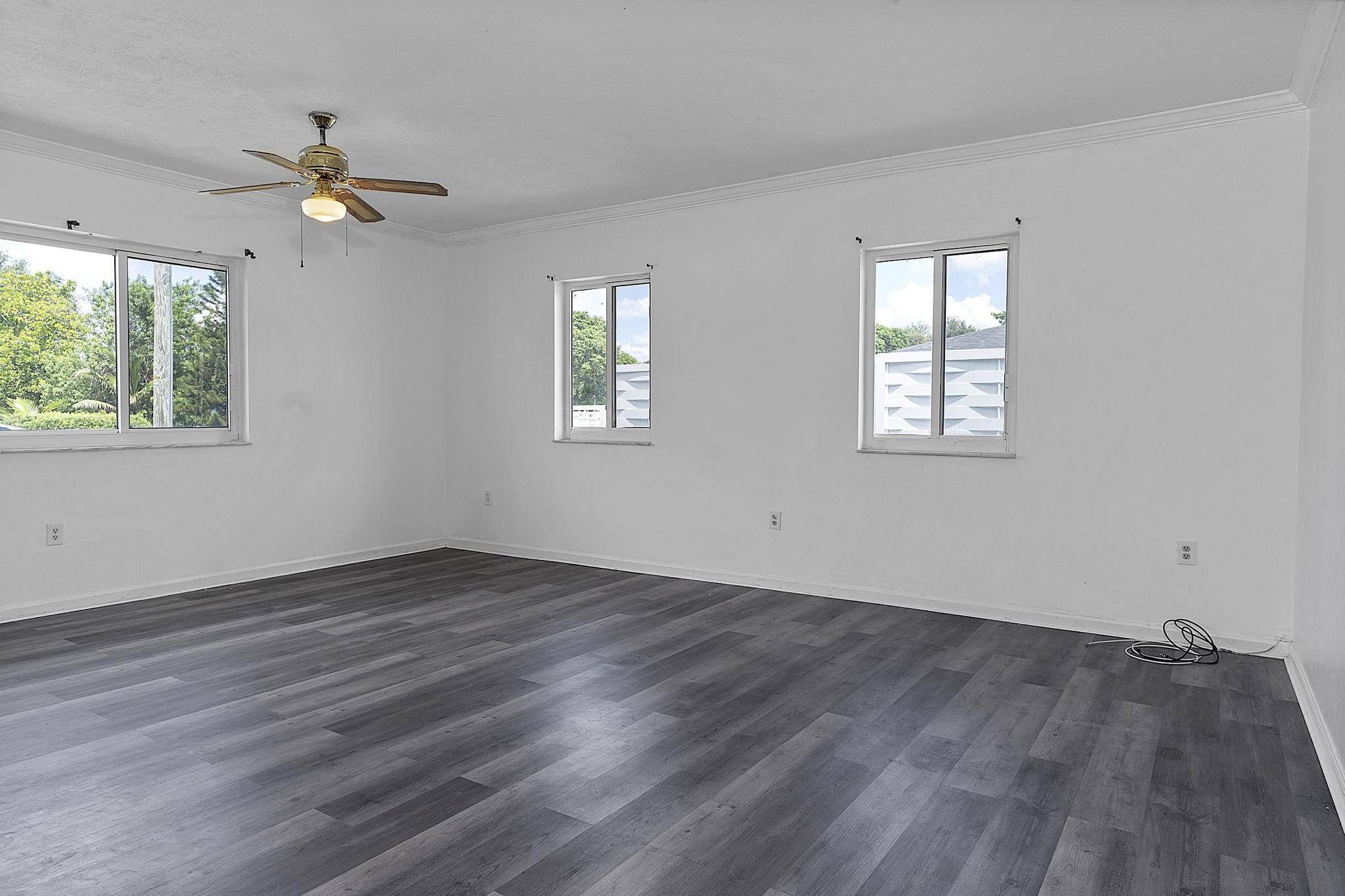 16025 NW 20TH Avenue View 10