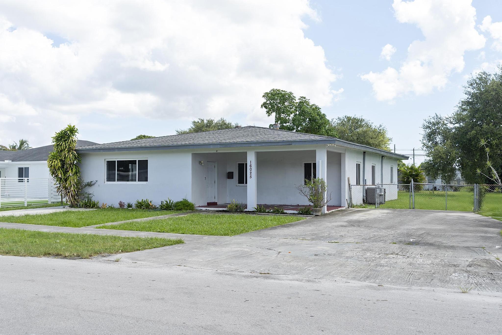 16025 NW 20TH Avenue View 2