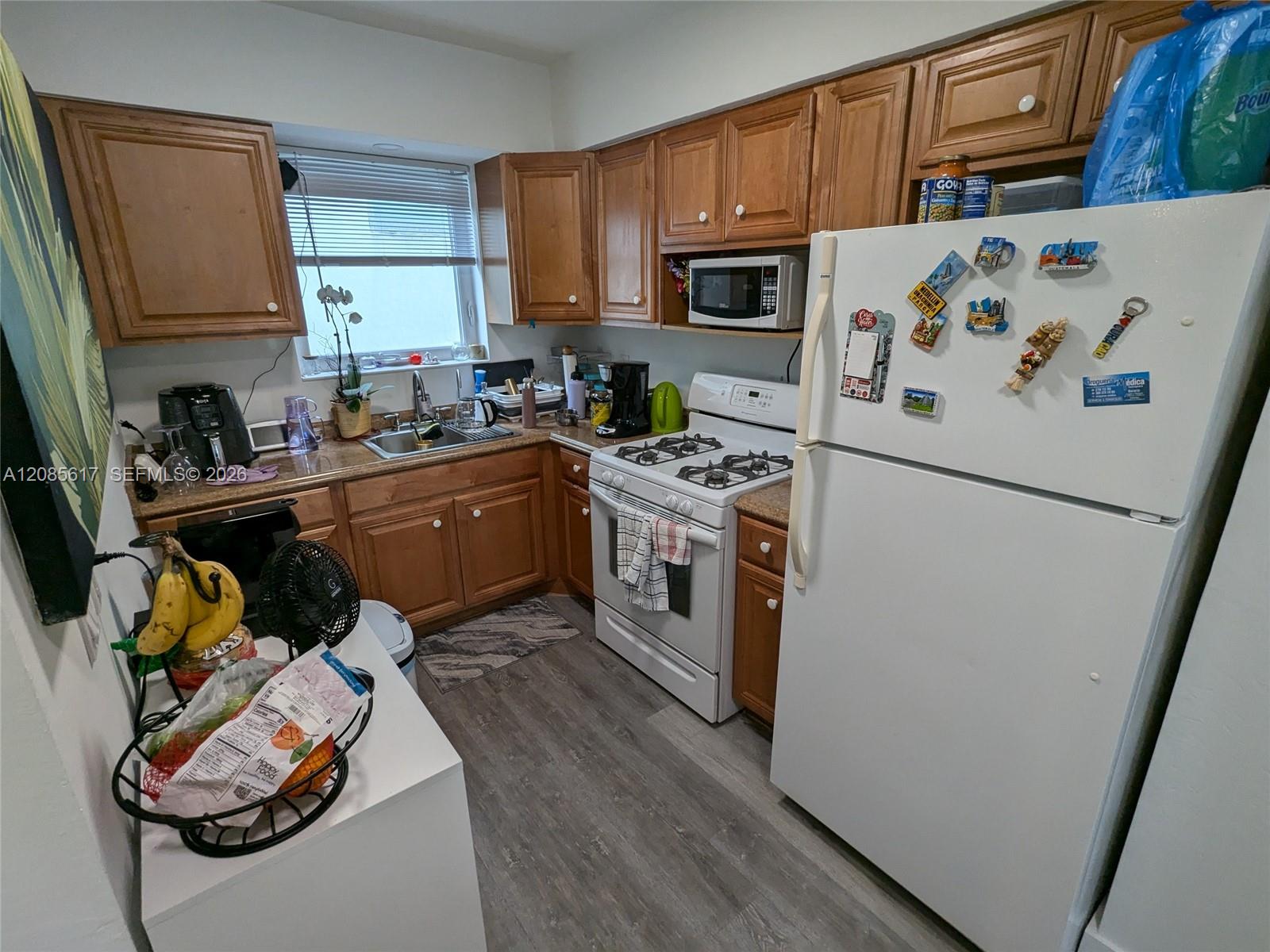 158 Ocean Dr # 203 — Photo 5