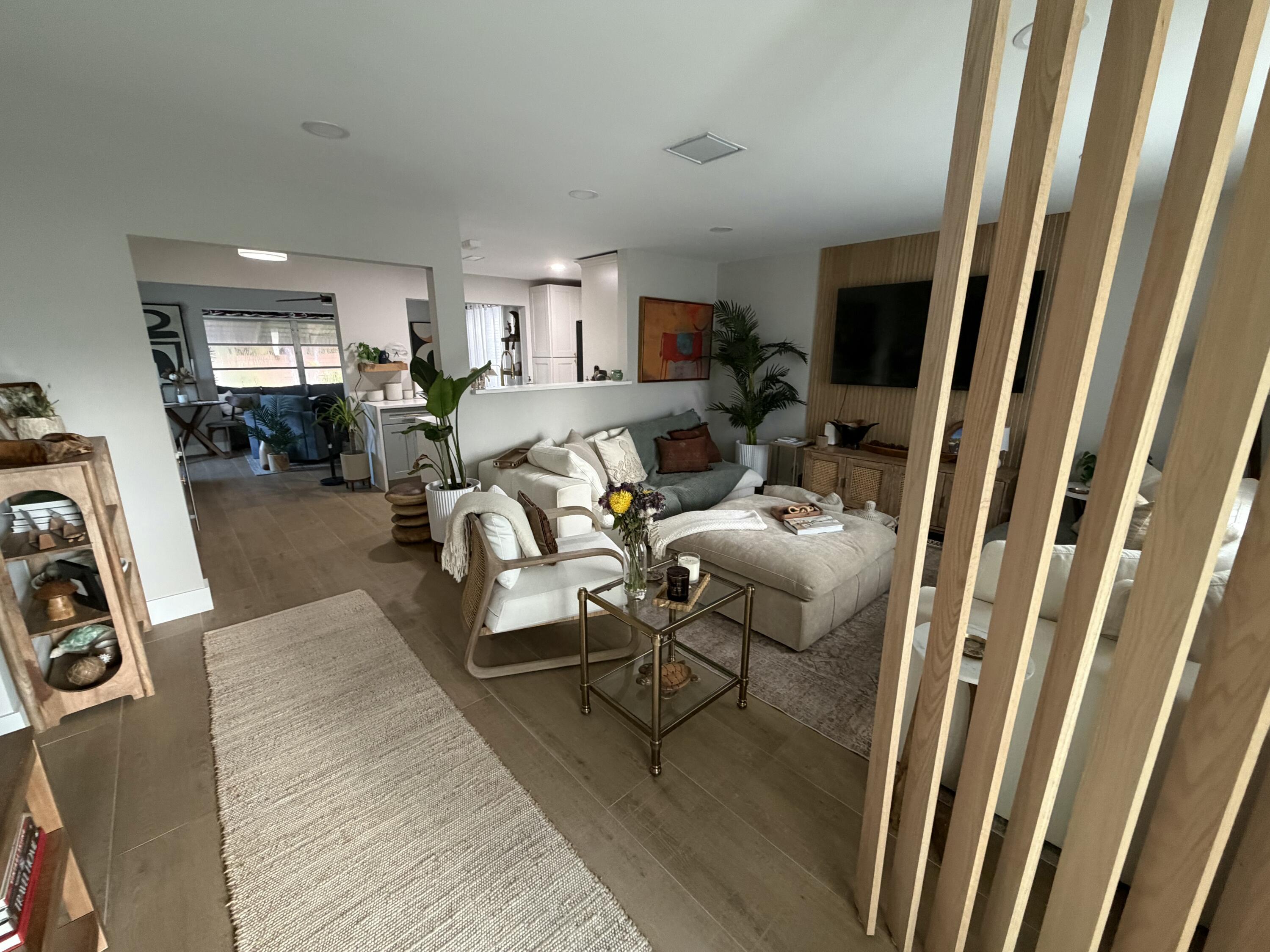 351 MARS Avenue — Photo 3