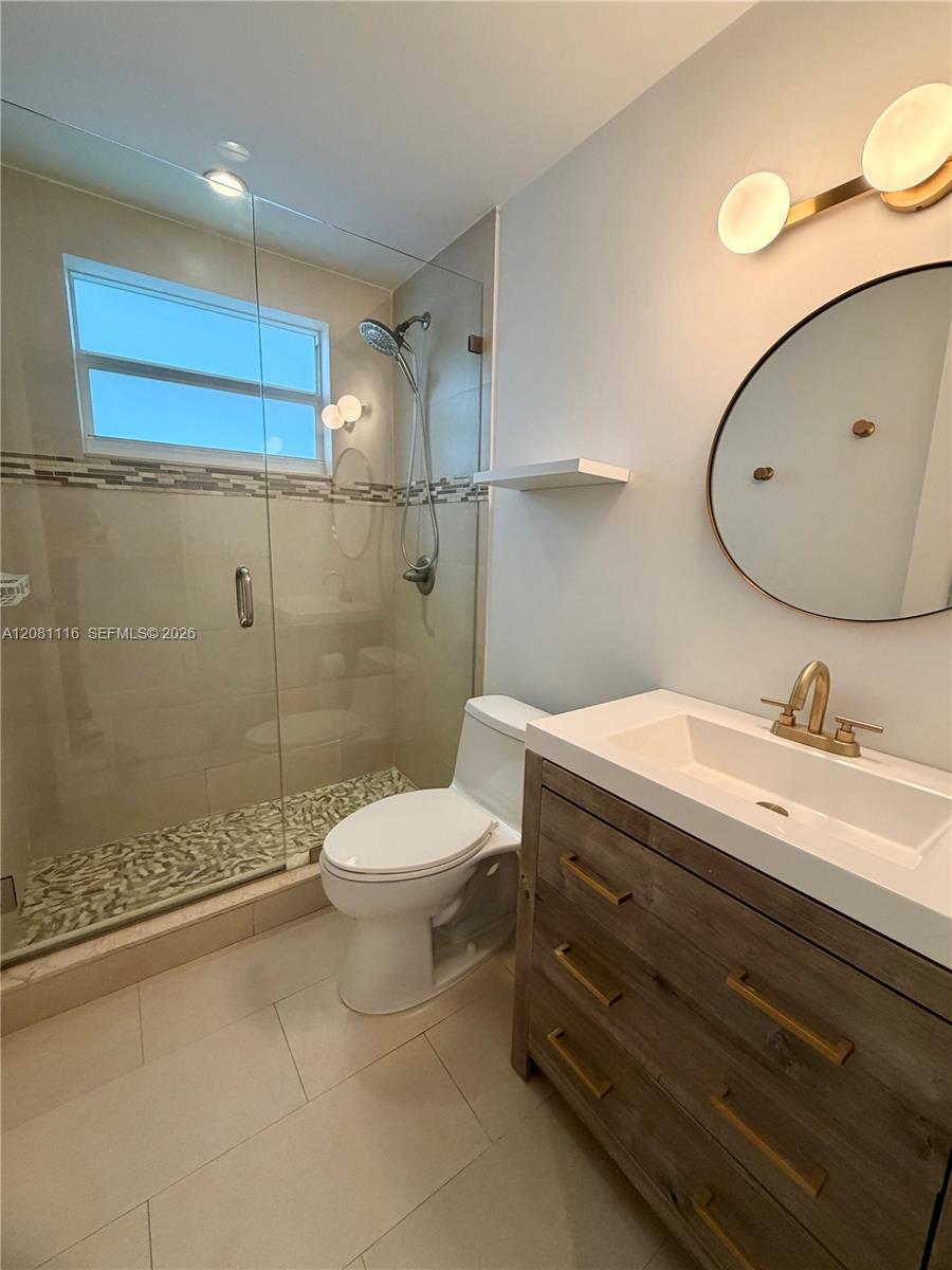 344 Meridian Ave # 4C — Photo 4