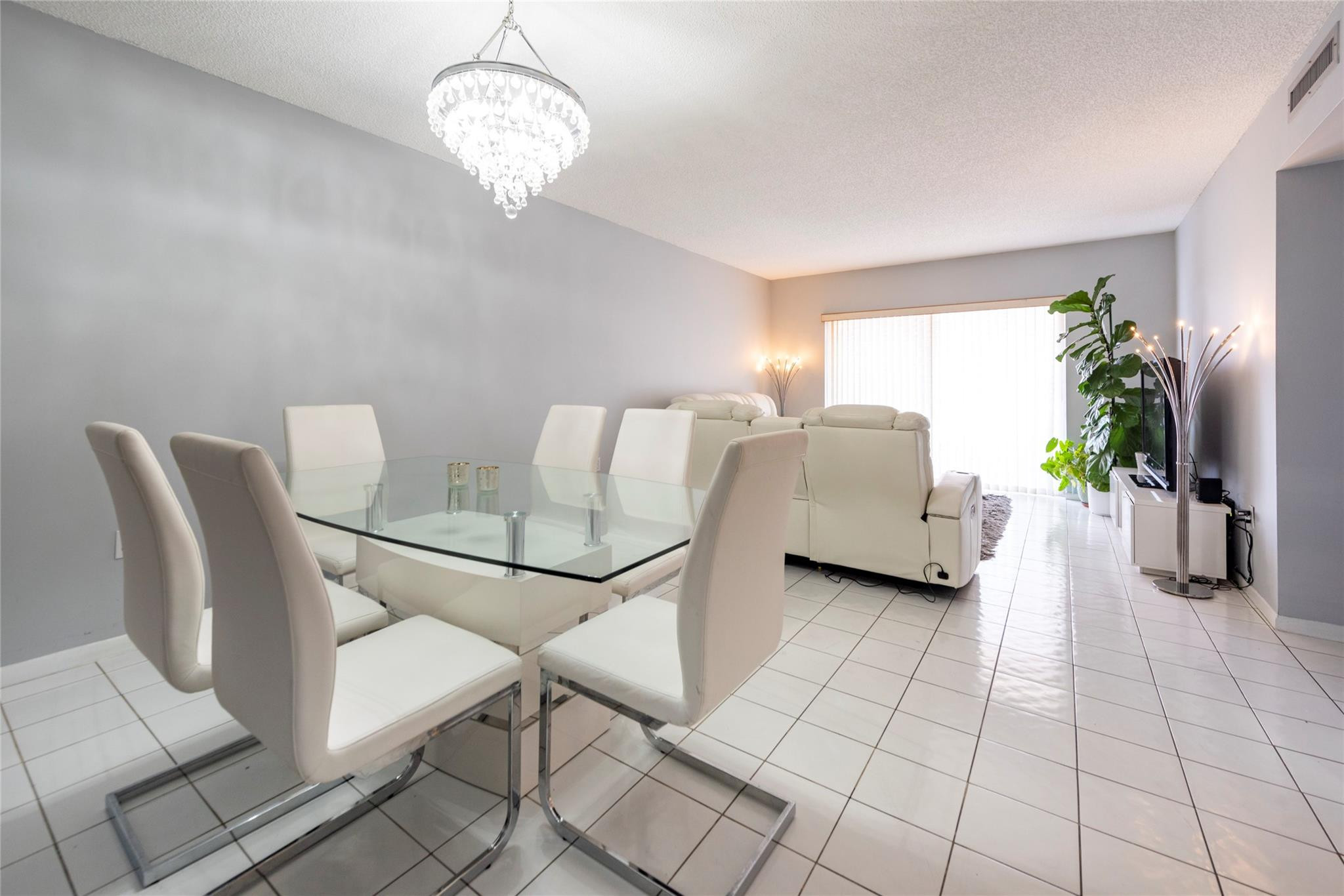 3850 Washington Street # 710, Hollywood FL 33021