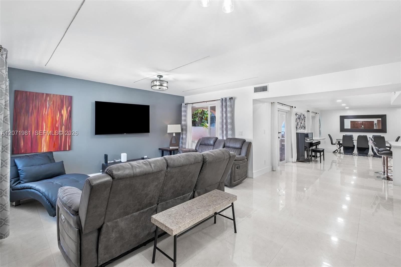 2430 SW 22nd Ter — Photo 3