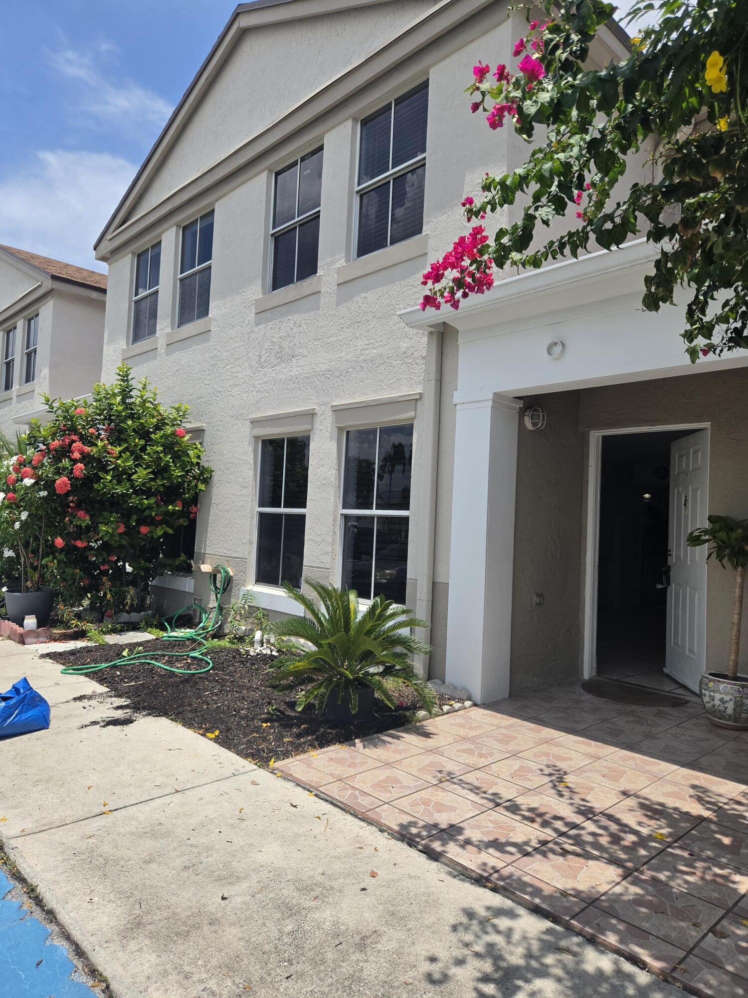 9187 Fontainebleau Boulevard # 419, Miami FL 33172