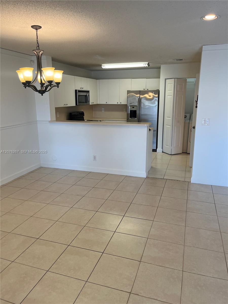 12510 SW 53rd St — Photo 3