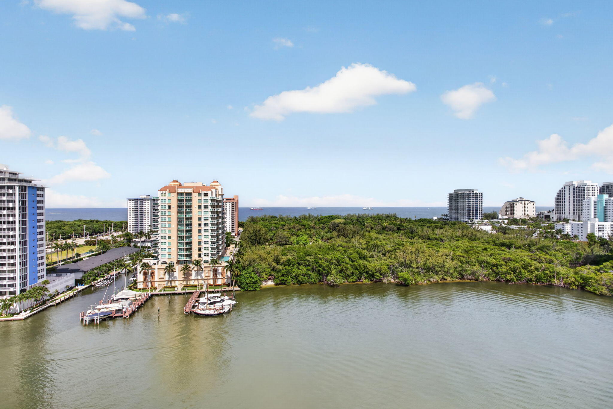 936 Intracoastal Drive # 16e, Fort Lauderdale FL 33304