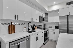 1786 SW 9th St # 1 — Photo 5