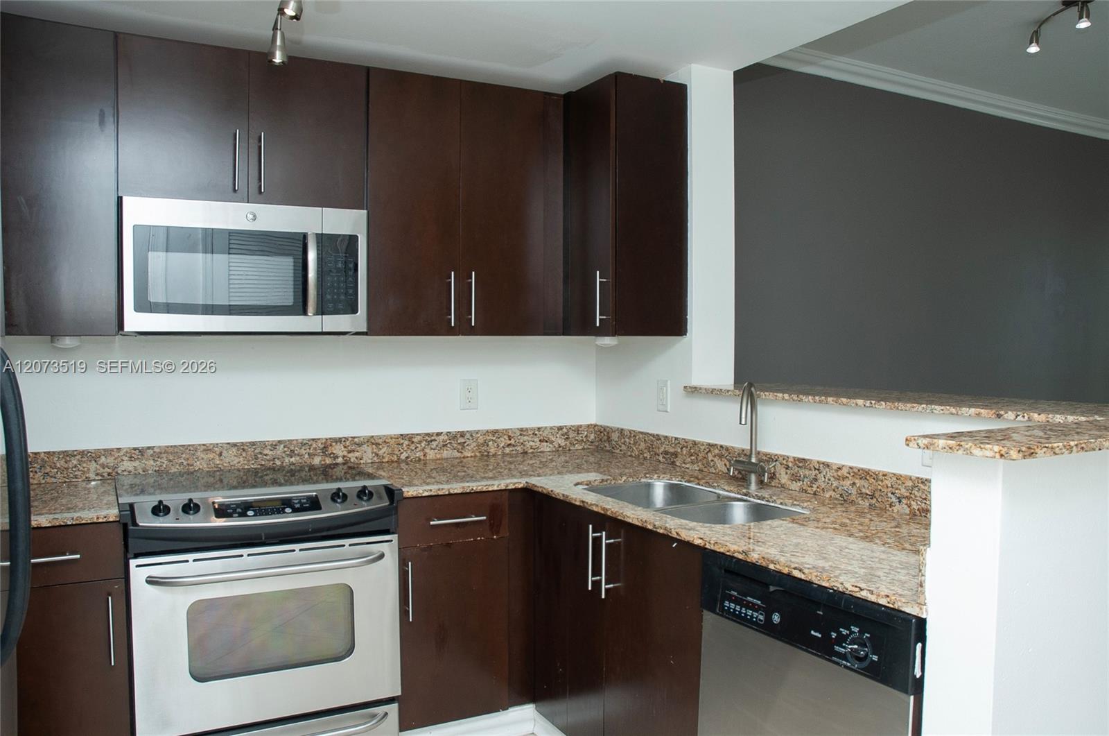 10 Aragon Ave # 703 — Photo 4