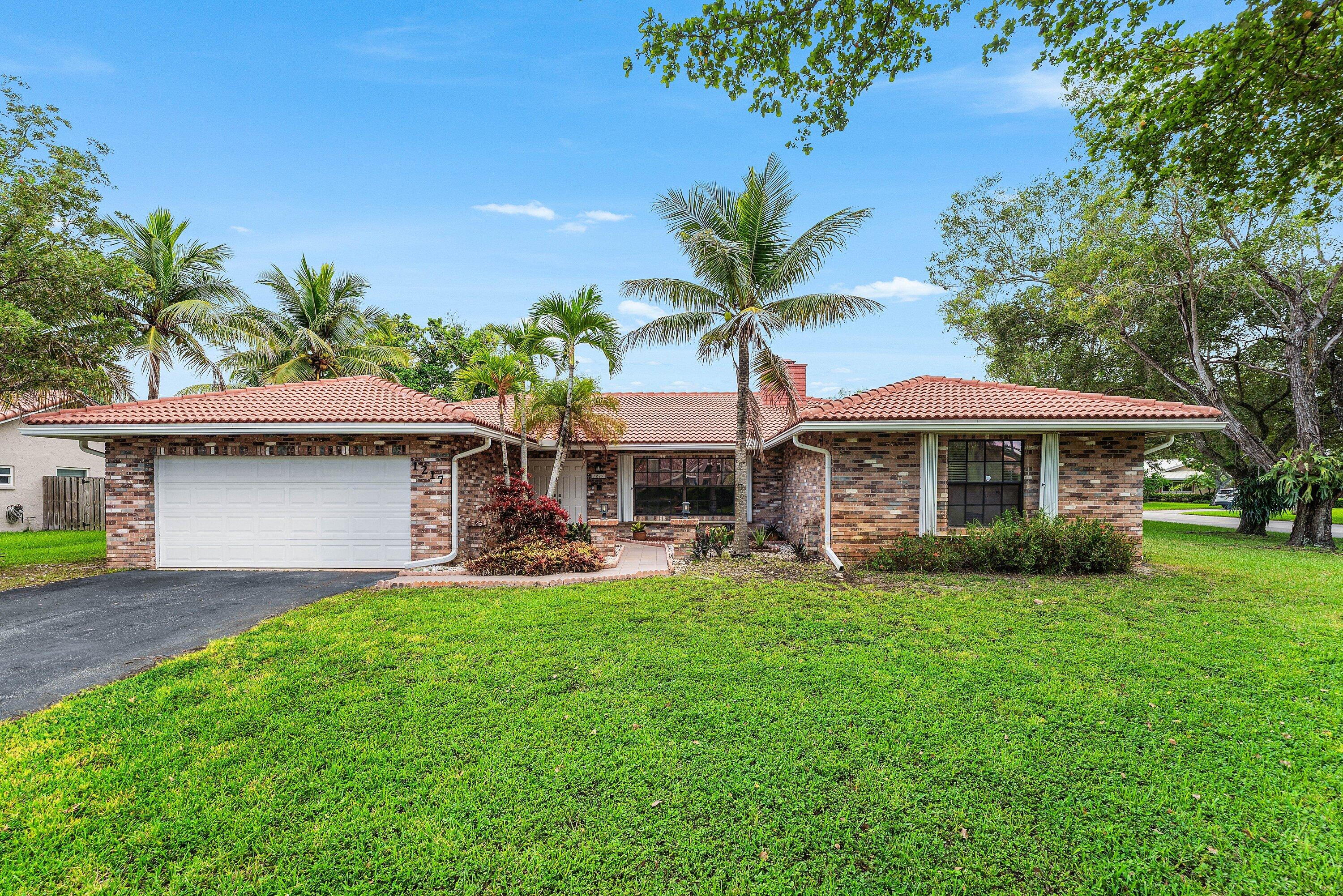 1217 NW 111TH Way, Coral Springs FL 33071
