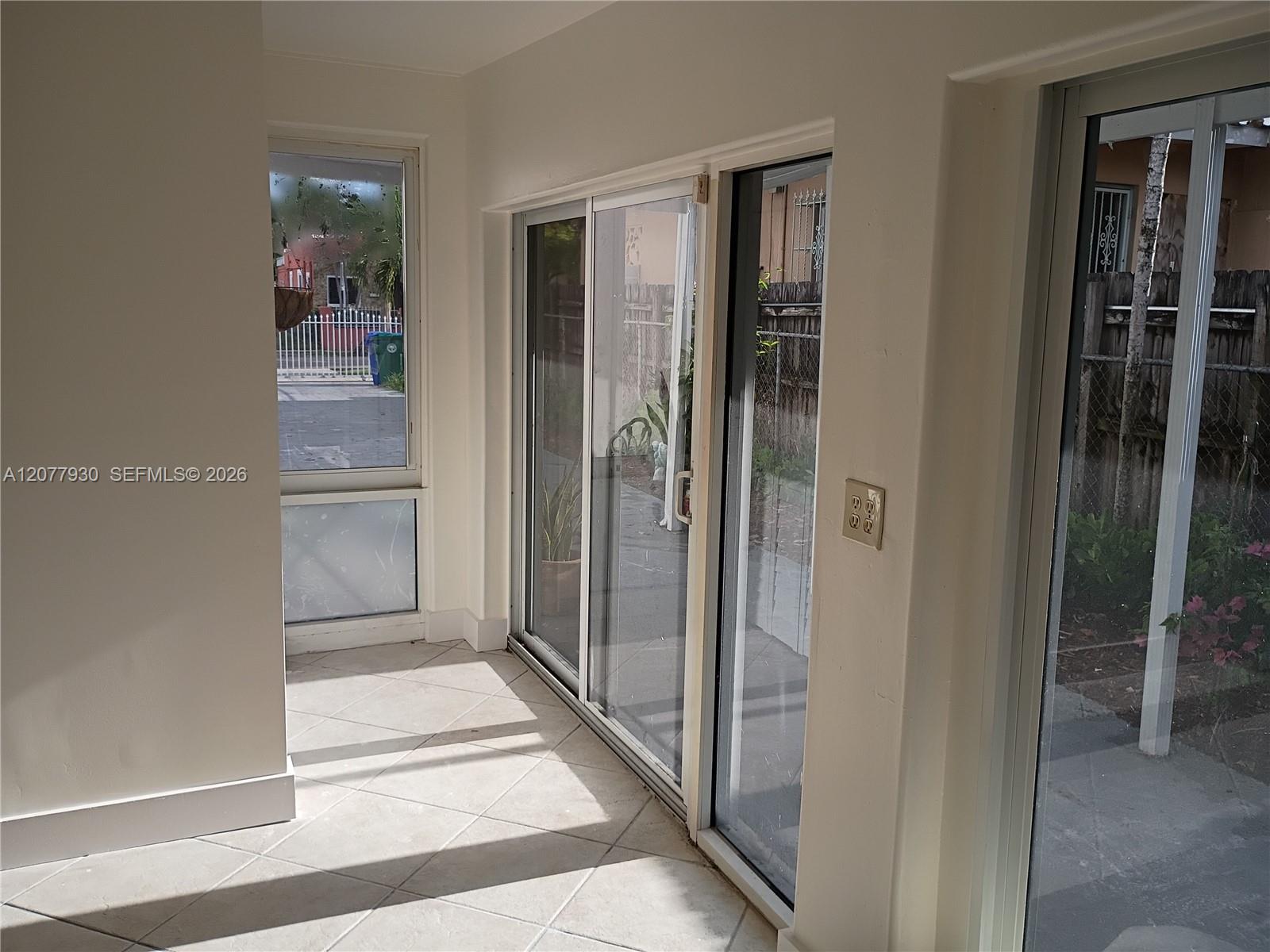 2740 SW 4th ST REAR — Photo 4