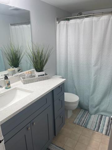 2671 Riverside Dr # 7 — Photo 4