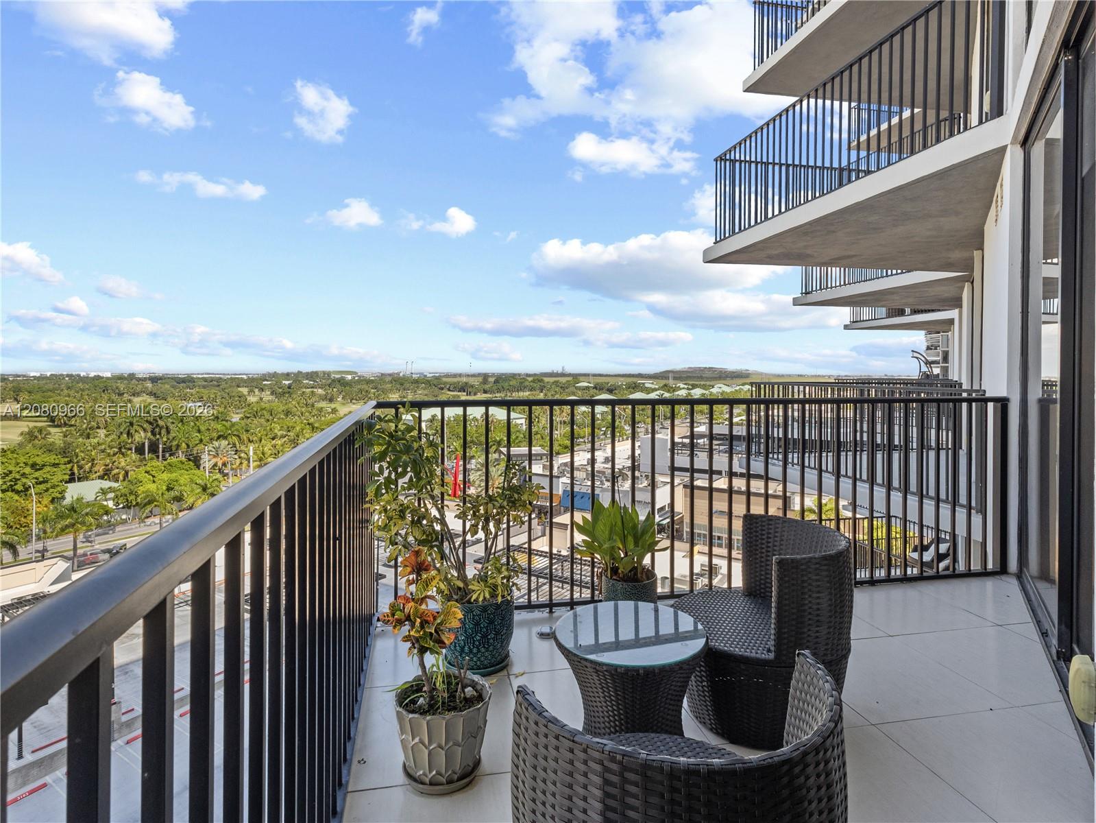 5252 NW 85th Ave # 808 — Photo 3