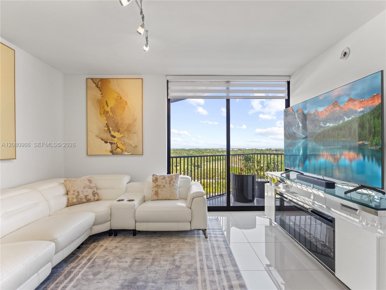5252 NW 85th Ave # 808 — Photo 4