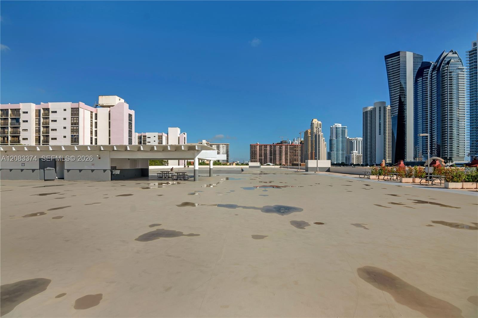 16919 N Bay Rd # 211 — Photo 4