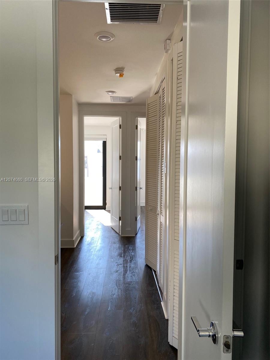 10543 SW 118th Ave # 10543 — Photo 5