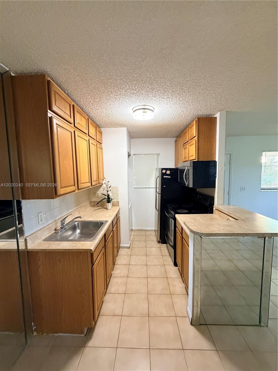 588 Trace Cir # 202 — Photo 3