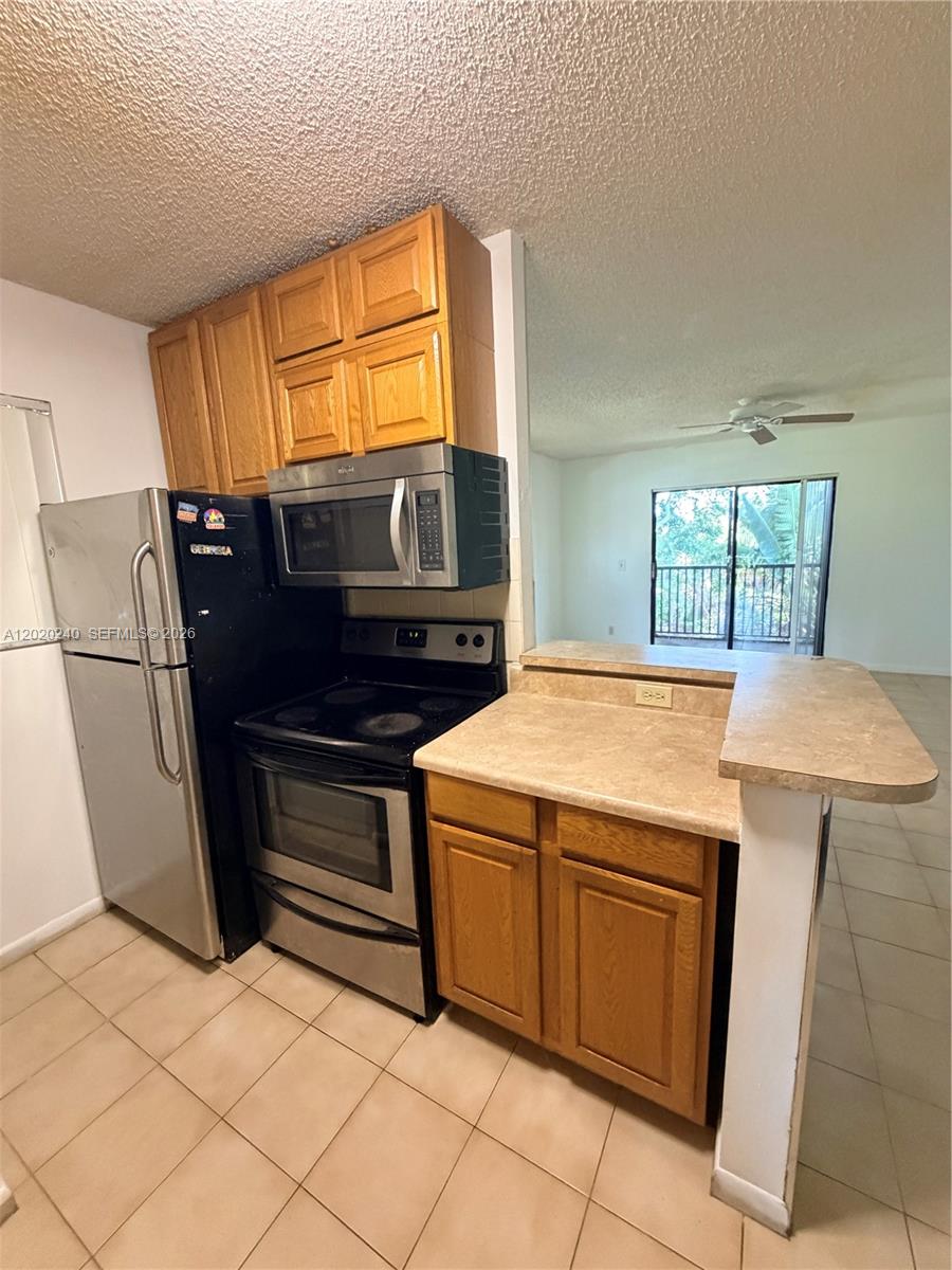 588 Trace Cir # 202 — Photo 4